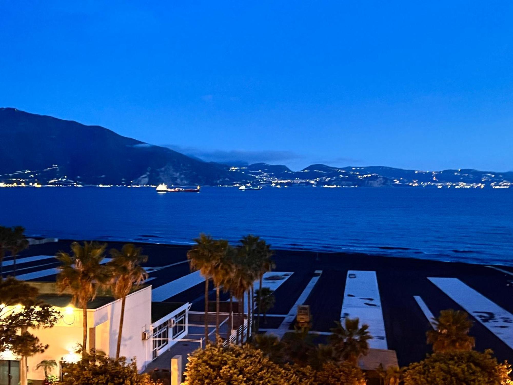 Apartamento Sogno Di Mezza Estate Torre Annunziata Exterior foto